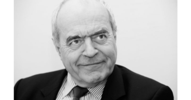 Sécurité privée : Alain Juillet, président honoraire du CDSE appelle à une unification de la profession sécurité Sécurité privée : Alain Juillet, président honoraire du CDSE appelle à une unification de la profession sécurité
